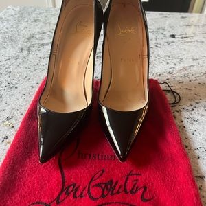 So kate Christian Louboutin size 38 1/2